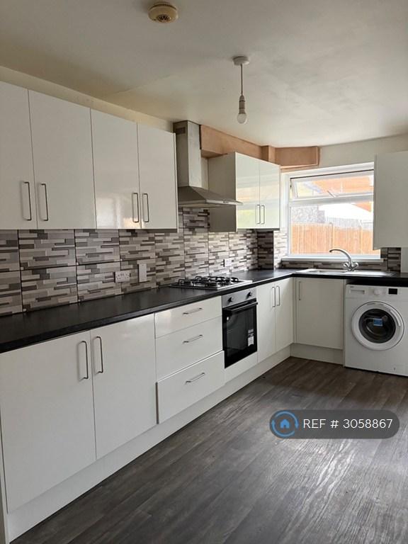 House in Leicester, City of Leicester - View 2