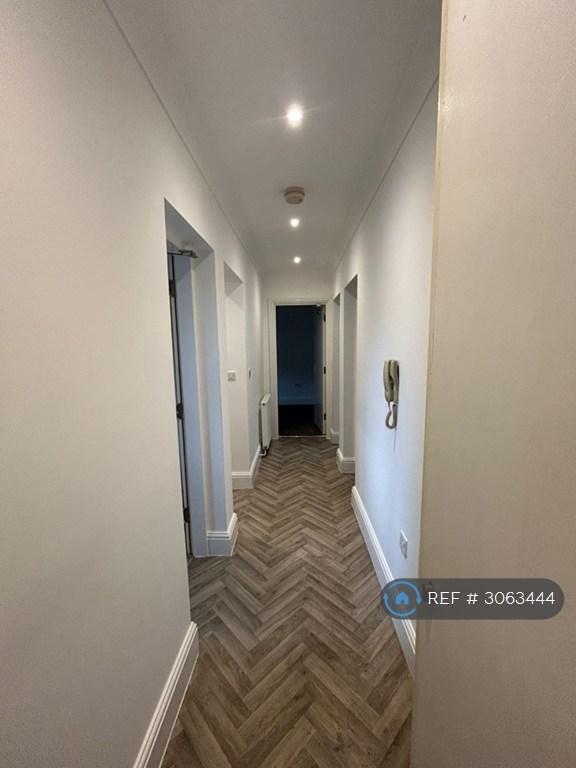 Apartment in Manchester - View 4