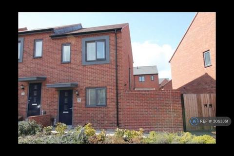 2 bedroom semi-detached house to rent, Light Lane, Telford, TF3