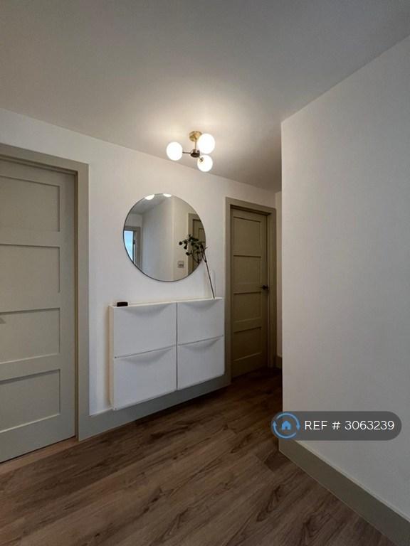 Apartment in London - View 3
