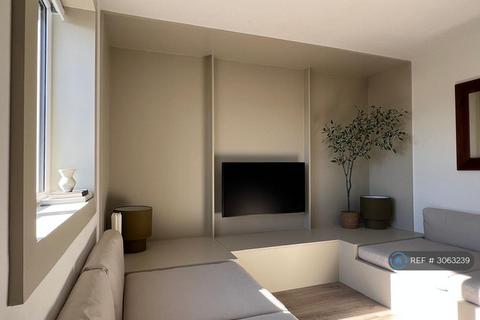 undefined, Greenacre Gardens, London, E17