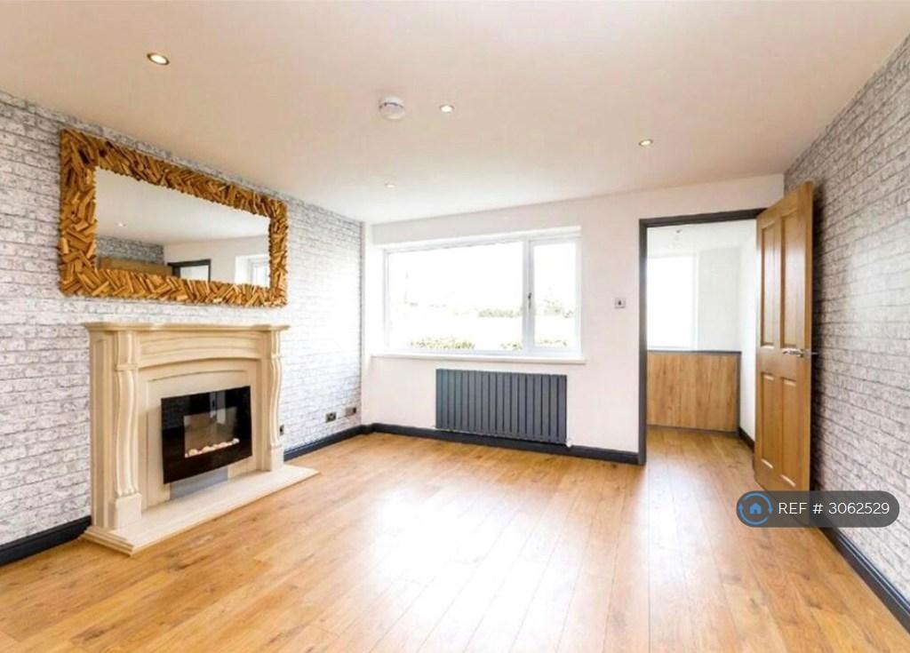 House in Newcastle upon Tyne, Tyne and Wear - View 3