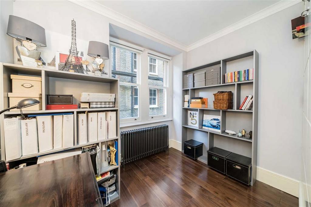 Apartment in London - View 5