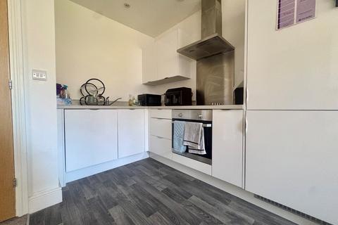 1 bedroom apartment to rent, The Lock Apartments, Swindon, SN1