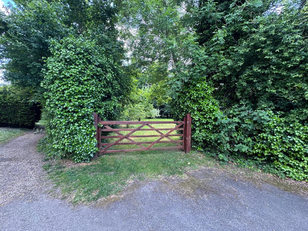 The Moors, Pangbourne, Reading RG8