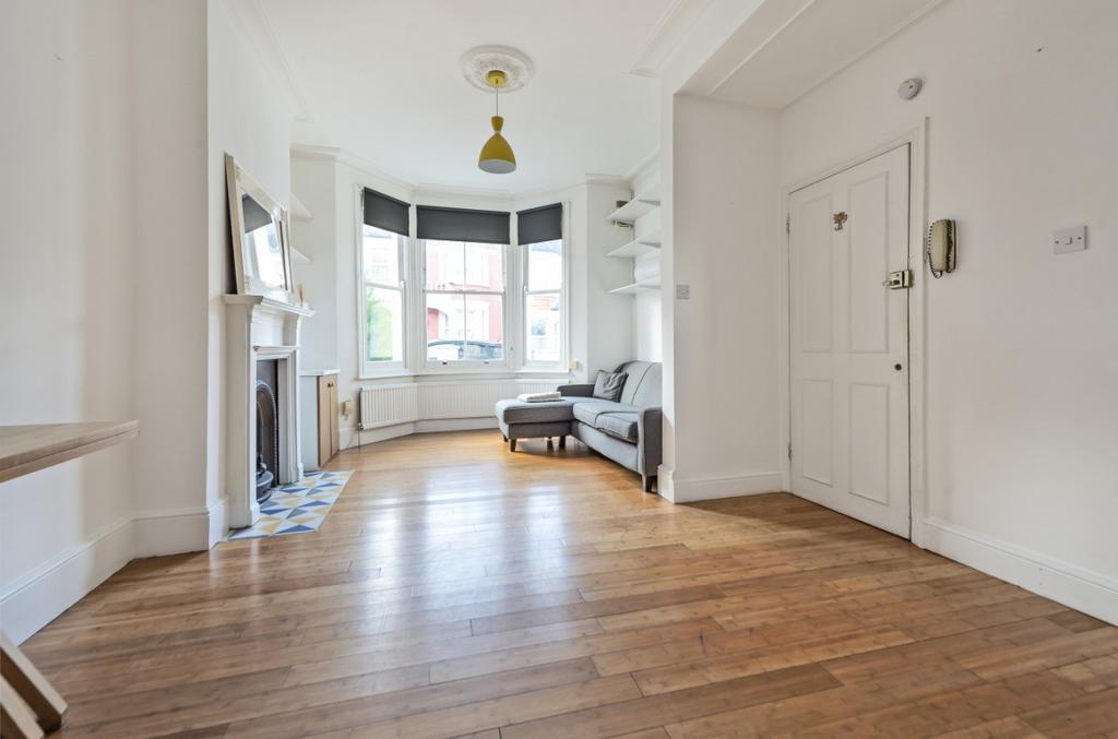 House in London - View 2