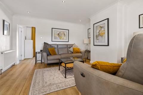 2 bedroom terraced house for sale, Kelvin Road, Milngavie, Glasgow, East Dunbartonshire