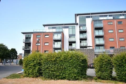 2 bedroom flat for sale, Sanderling Lodge, Mumby Road, Gosport