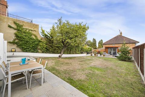 4 bedroom semi-detached house for sale, Glenhurst Avenue, Bexley