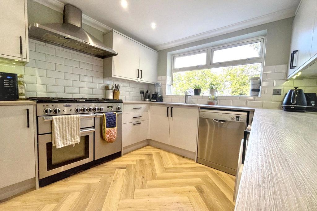 House in Brighton, Hollingdean - More