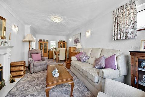 3 bedroom detached bungalow for sale, Morelands Road, Waterlooville