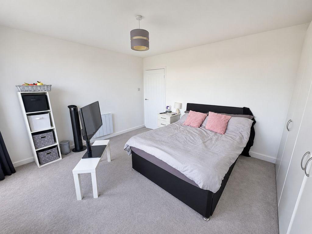 Apartment in Sutton Coldfield - More