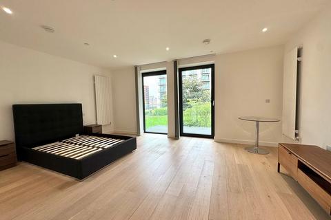 Studio to rent, Caravel House, Royal Crest Avenue, E16