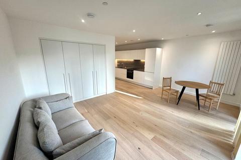 Studio to rent, Caravel House, Royal Crest Avenue, E16