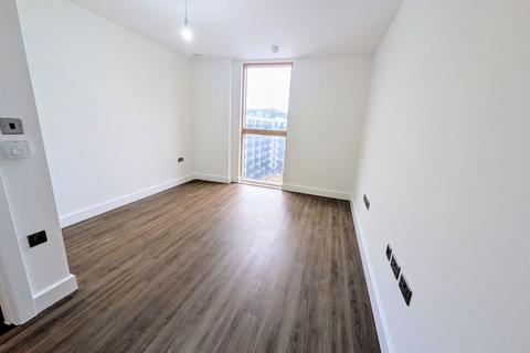 2 bedroom apartment to rent, Lindsay Court, SE13
