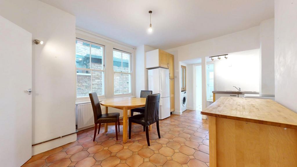Apartment in London, Tooting Graveney, Summerstown - View 2