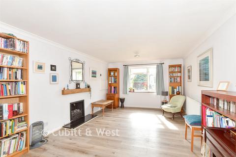 3 bedroom end of terrace house for sale, Newton Road, Haywards Heath RH16