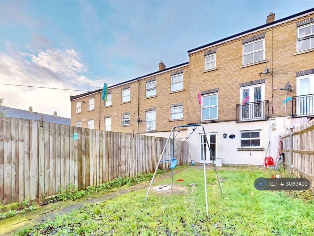 House in Wembley - View 5