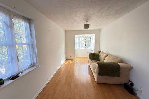 1 bedroom apartment to rent, Conifer Way, Wembley, HA0