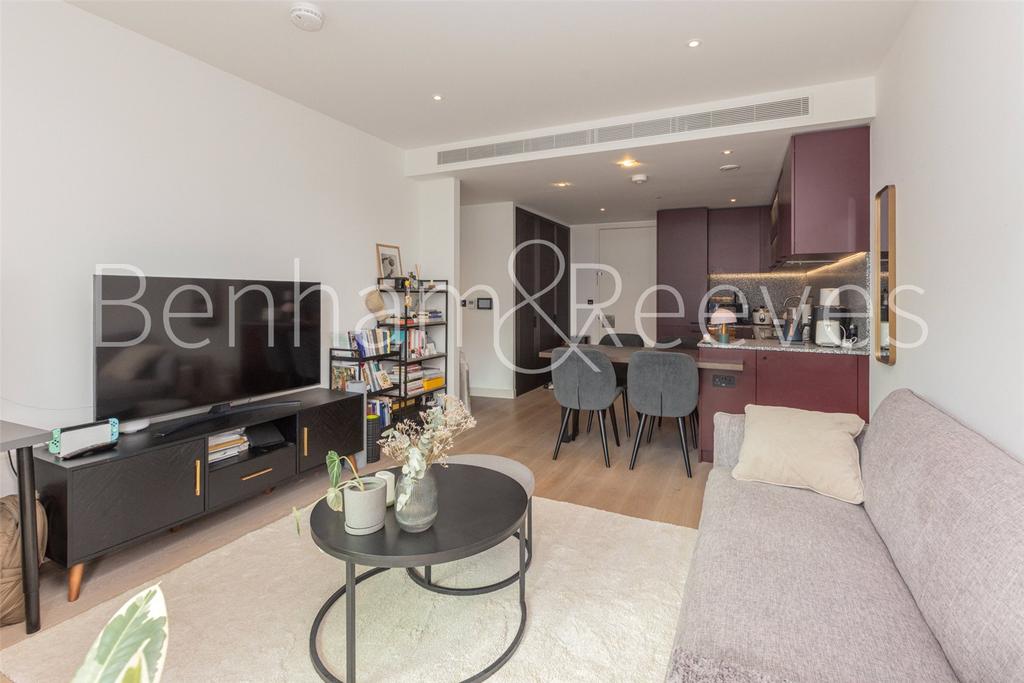 Apartment in London - View 2