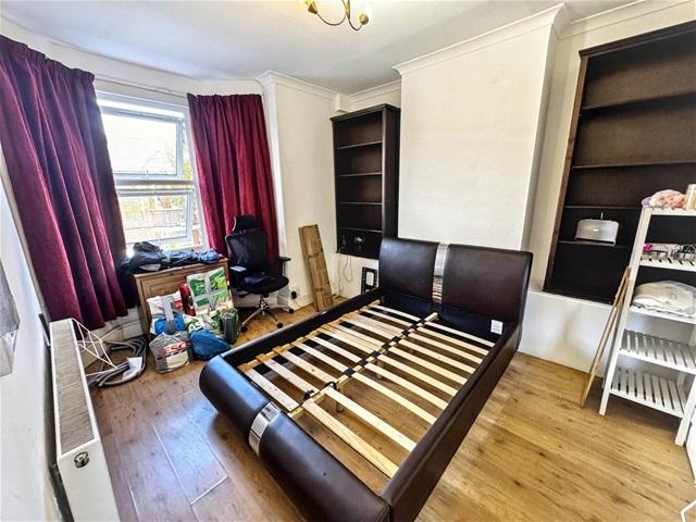 Apartment in Stratford - More
