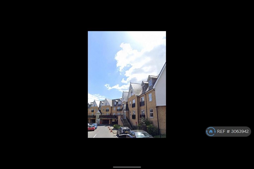 Apartment in London - More