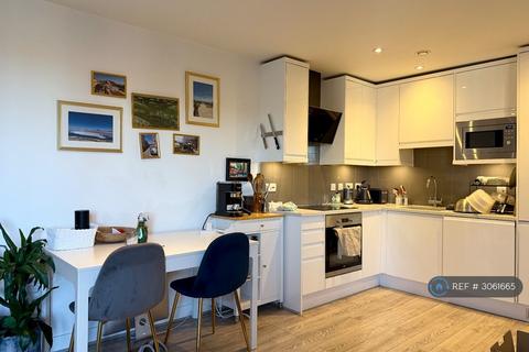 1 bedroom flat to rent, Satchwell Road, London, E2