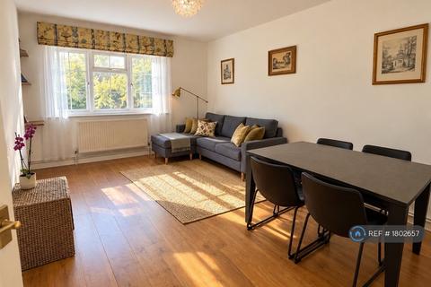 2 bedroom flat to rent, Royal Oak Court, London, N1