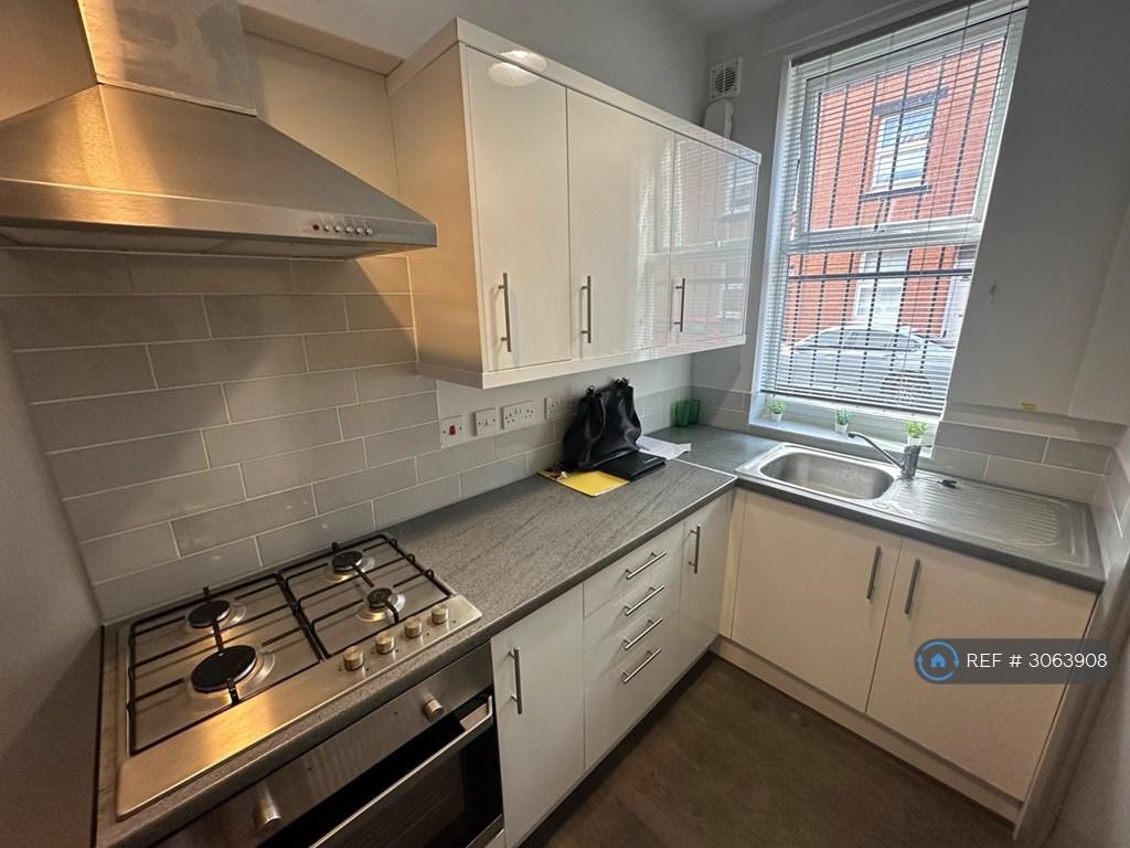 House in Leeds - View 4