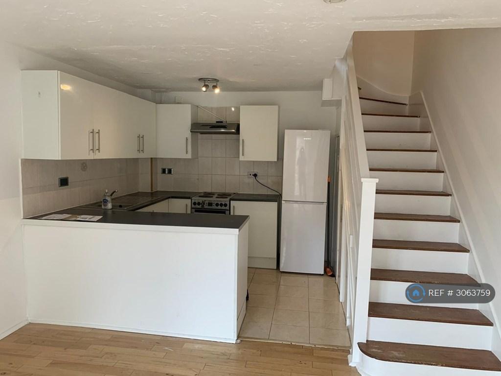 House in Barnet - View 3