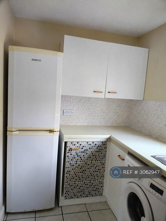 Apartment in Dartford - More
