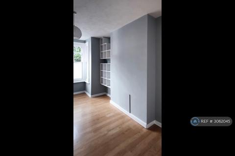 1 bedroom flat to rent, Broom Hill Road, Ipswich, IP1