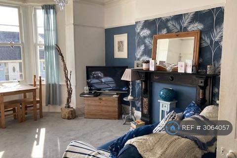 1 bedroom flat to rent, Maer Down, Bude, EX23