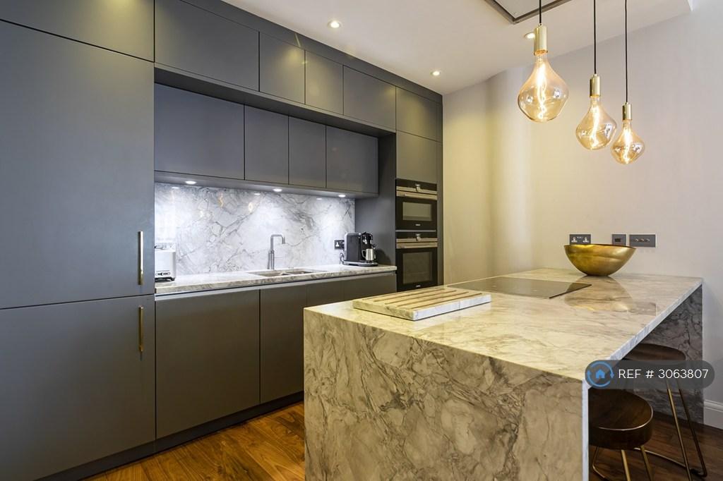 Apartment in London - View 5