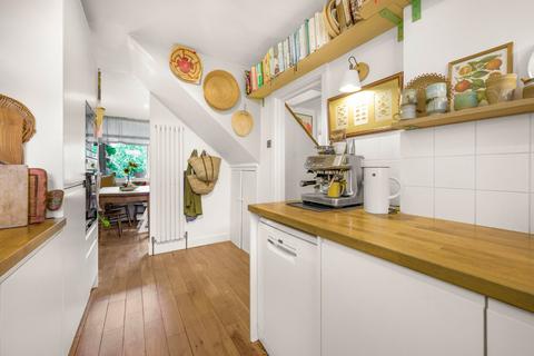 3 bedroom flat for sale, St. Albans Villas, London, NW5