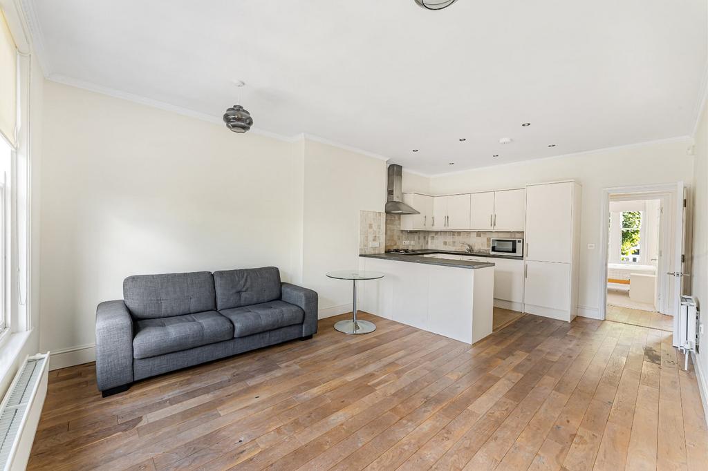 Apartment in London - View 2