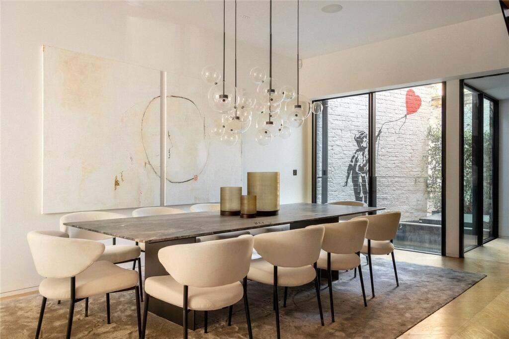 House in London - View 4
