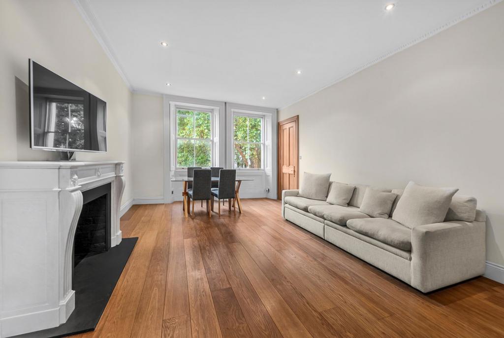 House in London - View 2