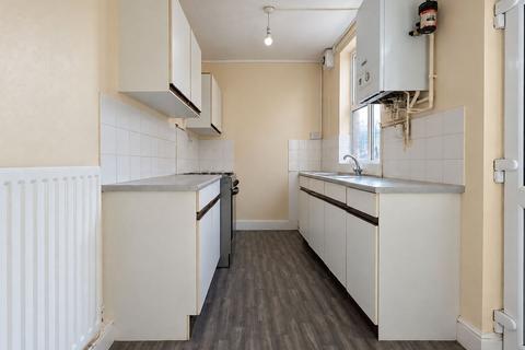 2 bedroom terraced house to rent, Moira Street, Belgrave, Leicester LE4