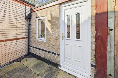1 bedroom ground floor flat for sale - Humberstone Road, Cambridge