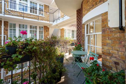 3 bedroom flat for sale, Thurloe Court, Fulham Road, Chelsea, London, SW3