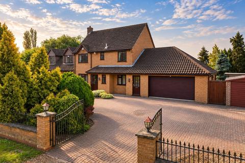 5 bedroom detached house for sale, Fitton End Road, Gorefield, PE13