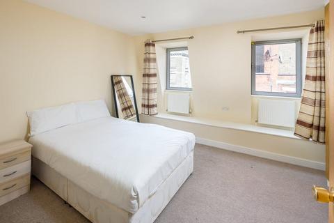 undefined, Edgware Road London W2