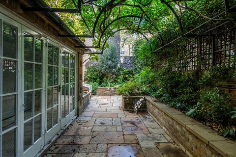 3 bedroom terraced house for sale, Eaton Terrace, London SW1W