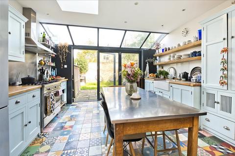 3 bedroom house for sale, Cobbold Road, Shepherd's Bush W12