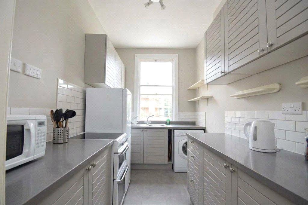 House in Raynes Park - View 3
