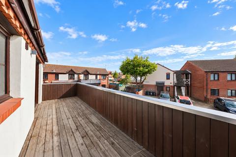 1 bedroom apartment for sale, Marine Wharf, Hull