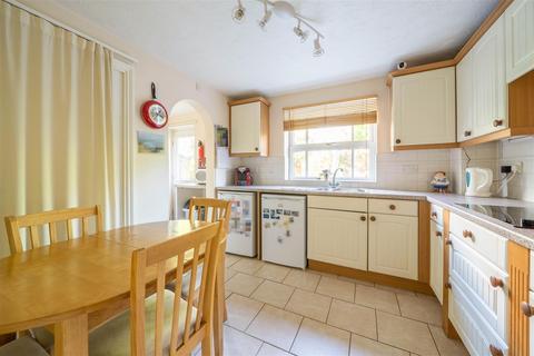 4 bedroom detached house for sale, St. Margaret Road, Ludlow
