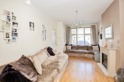 4 bedroom semi-detached house for sale, Ethelbert Gardens, Ilford, IG2