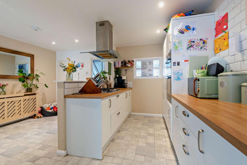 House in Southampton - View 2